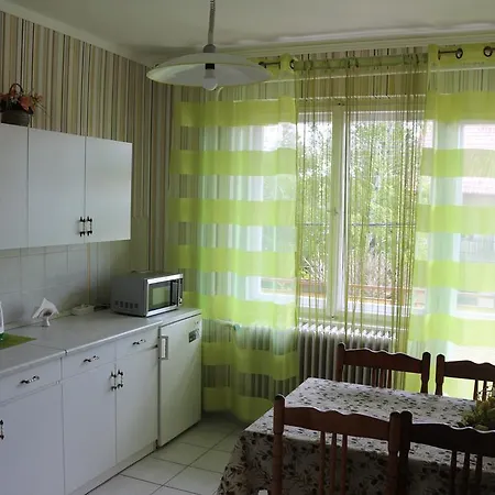 Altan Apartment *