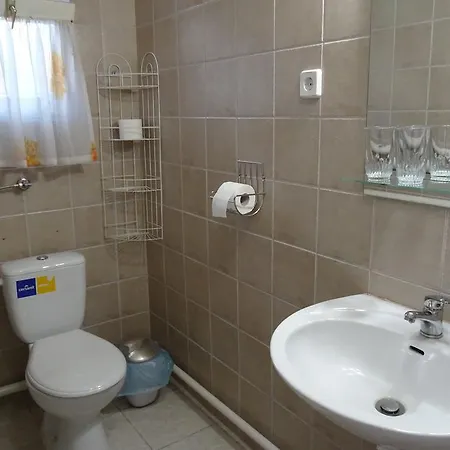 Altan Apartment *