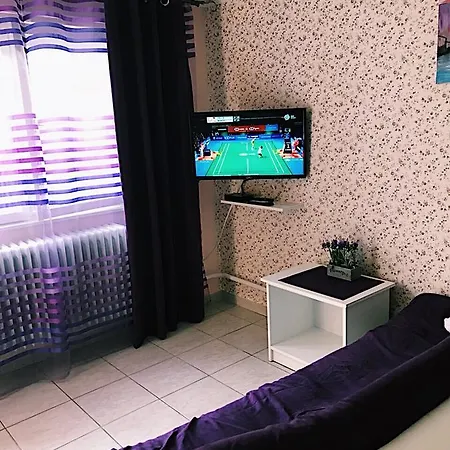 Altan Apartment *